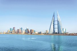 Bahrajn se zastávkou v Dubaji